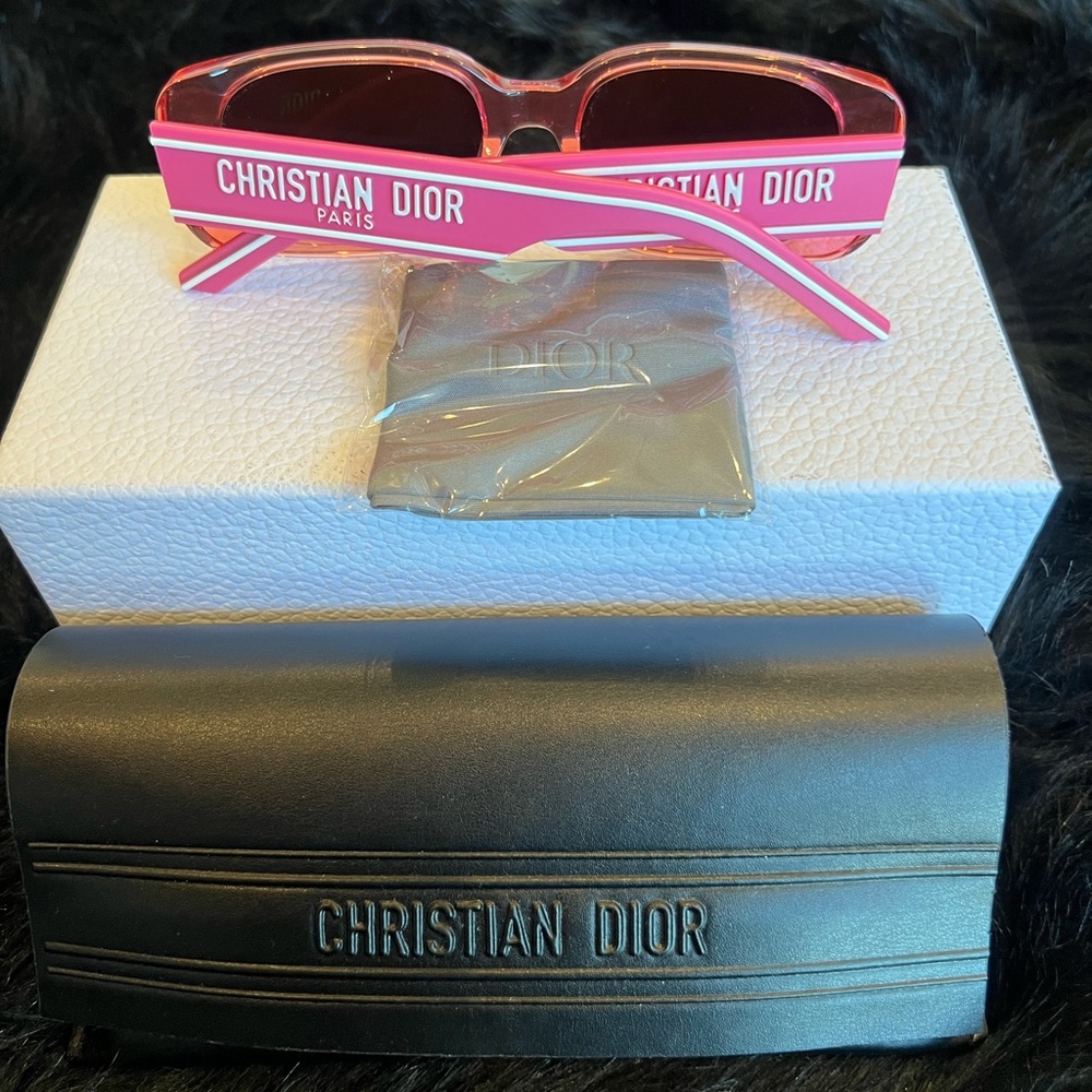 DIOR Wildior Sunglasses Pink 35 mm